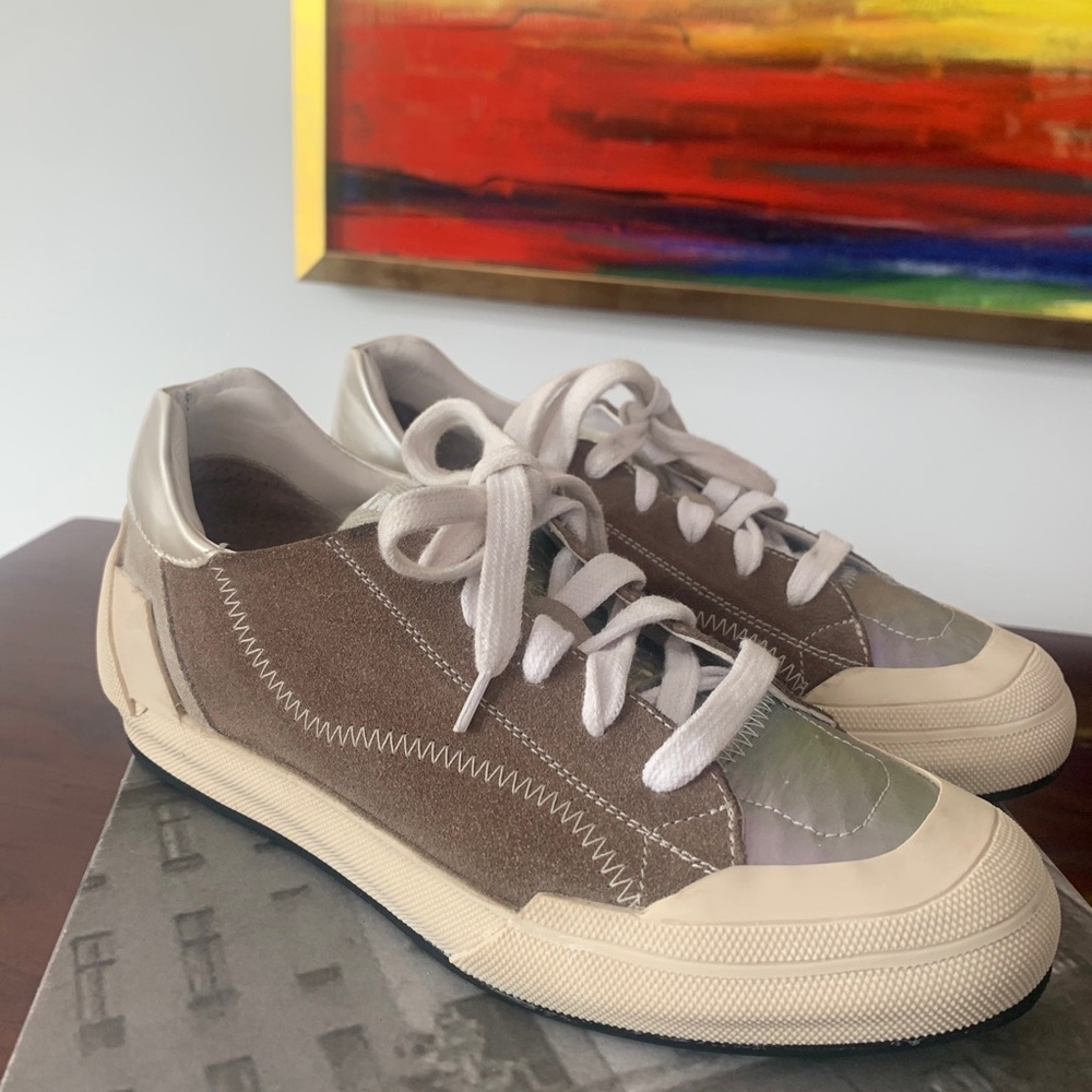 Andia Fora Women’s Sz 6 Taupe Suede Leather Italian Casual Sneakers Chic Style!!